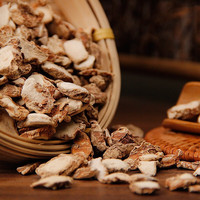 Tranches de gingembre de sable séché de qualité supérieure, 100 % naturelles, sans additifs, qualité alimentaire, épice brute Shan Nai, en vrac, approvisionnement direct usine