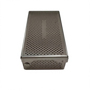Boîte à instruments chirurgicaux perforée en acier inoxydable, rectangulaire, de qualité médicale, pour la désinfection et le stockage DE-2588 DE-2599 - Product Image 3