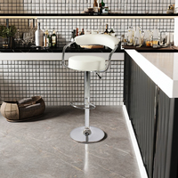 Chaise de bar nordique moderne et élégante, pivotante et rembourrée, pour restaurant et loisirs