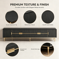 Meuble TV cannelé noir et or en gros, meuble multimédia avec rangement fermé, pieds en métal, style minimaliste, pour salon, en bois