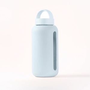 Bouteille d'eau artisanale en verre borosilicate givré de 800 ml, avec logo personnalisé, sans BPA, anti-fuite, compatible micro-ondes et lave-vaisselle, avec silicone - Product Image 6