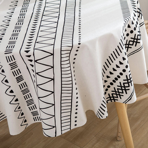 Nappe Rectangle en Polyester Rayé Moderne Motif au Crochet Couverture pour Salle à Manger et Occasions de Mariage Vibes Festives - Product Image 3