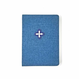 Élégant cahier en tissu à couverture rigide A5 avec broderie florale croisée pour les cadeaux - Product Image 4