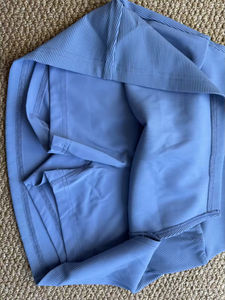 Individuelles Logo Hochgeschnittener Gerippter Fitness-Rock mit Shorts für Damen Schnelltrocknender Tennis- und Golfrock - Product Image 6