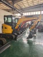 Mini-excavatrice hydraulique CT08K de 0,85 tonne, compacte, avec moteur diesel KOOP pour les opérations de manutention et de chargement de matériaux