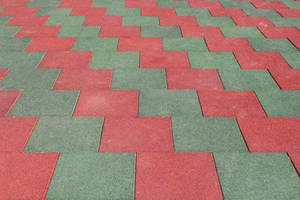 Suministro de fábrica Durable 18mm Hoja de gimnasio gruesa Reciclada 3mm/4mm/5mm Antideslizante EPDM Roll Flooring Uso interior Goma de absorción de impacto - Product Image 4