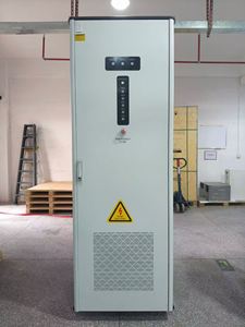 Armoire de stockage d'énergie solaire diesel LiFePO4 125 kW 241 kWh pour système de micro-réseau de décalage de charge et de secours pour entrepôts frigorifiques européens - Product Image 2