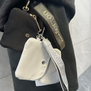 New Women's LuLu Fashion Wrist <strong>Bag</strong> with Chains and Zipper Portable Bank Card <strong>Mini</strong> Storage for Daily Travel - Product Image 3