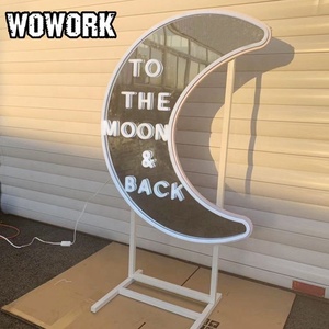 WOWORK To The <span class=keywords><strong>Moon</strong></span> <span class=keywords><strong>And</strong></span> <span class=keywords><strong>Back</strong></span> Đèn Neon Trang Trí Nghệ Thuật Biển Led Acrylic Tùy Chỉnh Để Trang Trí Đám Cưới - Product Image 4