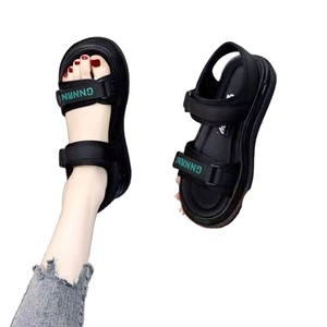 여성용 레드 플랫폼 스포츠 샌들 부드러운 밑창 높은 웨지 슬립온 여름용 - Product Image 1