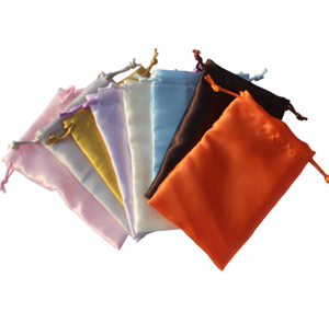 Özel Logo ipek saten ipli hediye keseleri saç takı makyaj İpli paket ambalaj saten çanta giysi için - Product Image 5