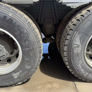 รถผสมคอนกรีตมือสอง Sinotruk Howo 371 แรงม้า 6x4 10 ล้อ 8-12 คิว พร้อมเครื่องยนต์ WD615.47 สำหรับงานก่อสร้างและขนส่งคอนกรีต - Product Image 4