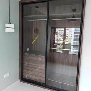 Moderna Anta in Vetro con Telaio Sottile in Alluminio per Armadio da <span class=keywords><strong>Cucina</strong></span>, Inserto in Vetro Temperato Scanalato di Lusso, <span class=keywords><strong>Misura</strong></span> Personalizzabile - Product Image 4