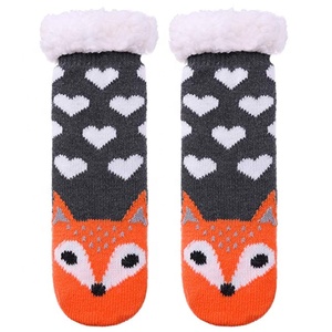 XIANGHUI enfants garçons filles noël chaussettes floues en gros mignon renard Super doux chaud Sherpa doublure antidérapant chaussettes d'hiver - Product Image 2
