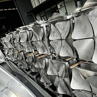 Modernas Placas de Techo Falso Cuadradas de Aluminio Ignífugas con Diseño Geométrico Cortado con Láser para Vestíbulos de Hoteles y Salas de Exposiciones