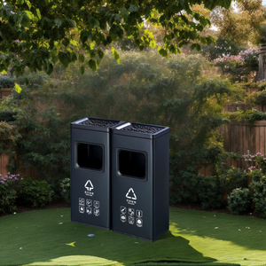 Poubelles en acier inoxydable dans la zone fumeurs près de l'ascenseur du hall de l'hôtel ; grands cendriers commerciaux sur pied dans la zone fumeurs. - Product Image 3