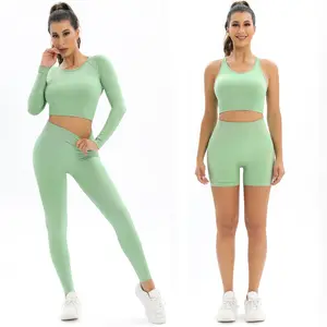 Abbigliamento da palestra per donna traspirante Leggings Scrunch Butt Set Fitness reggiseno sportivo e Top Set da 4 pezzi abbigliamento sportivo Set da Yoga personalizzati