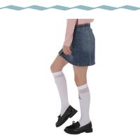Vente en gros de vêtements d'école décontractés blancs pour filles Chaussettes de base d'été pour enfants de sport pour enfants