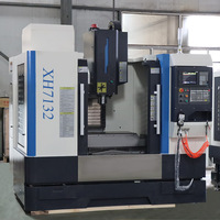 Machine de fraisage CNC XH7132 3 axes avec contrôleur CNC Syntec pour l'aluminium