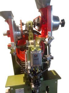 Máquina perforadora de bolsas de papel de alta calidad, máquina remachadora automática de cuero pequeña para remaches tipo hongo - Product Image 4