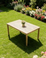 Ensemble de salle à manger d'extérieur en teck moderne de luxe, durable, imperméable et résistant aux UV, table et chaises pour jardin, chambre, hôtel