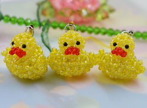 Grossi ornamenti pendenti di anatra gialla classici ricamati Unisex Thermos tazza ciondolo animale zodiaco marino luce a sospensione - Product Image 4