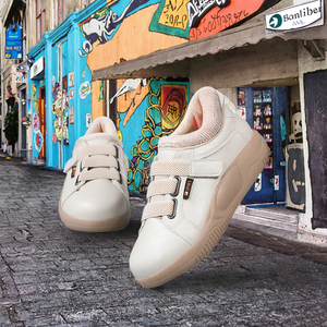 Zapatillas Blancas con Plataforma para Mujer, Estilo Retro Otoñal 2026, con Cordones, Parte Superior de Malla, para Correr y Caminar - Product Image 3