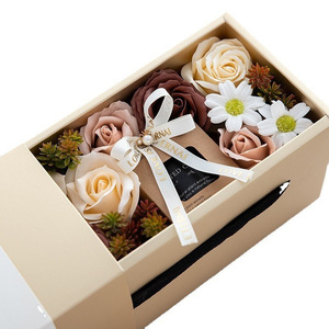 High End Wedding <b>Gift</b> Christmas <b>Gift</b> Amber <b>Candle</b> Scented Luxury <b>Gift</b> <b>Set</b> With Preserved Dry Flower - Product Image 2
