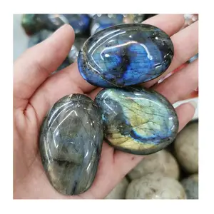 Sale Natural Quartz Healing Crystals Stone Labradorite Palm Stone For Home Decoration