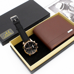 <span class=keywords><strong>Set</strong></span> Regalo di Natale per <span class=keywords><strong>Uomo</strong></span>: <span class=keywords><strong>Cintura</strong></span>, Orologio <span class=keywords><strong>e</strong></span> <span class=keywords><strong>Portafoglio</strong></span>, Stile Business alla Moda - Product Image 1