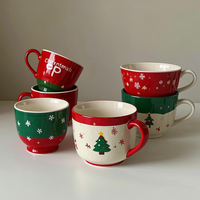 Ensemble de tasses en céramique pour festival sur le thème de Noël moderne en porcelaine écologique pour le café, le thé, l'eau et le lait à la maison Design mignon