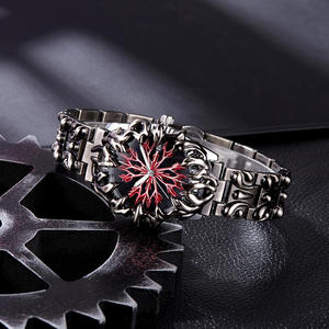 Reloj de Pulsera PINTIME Y2K Demon Claw para Hombre, Esfera de Alabastro con Forma Especial de Llama, Relojes de Cuarzo, Resistentes al Agua, con Calendario - Product Image 4