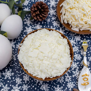 Flocons de cire de soja parfumés naturels purs 100% cire de soja pour bougie d'art faisant la décoration de la maison flocons de noël en vrac quantité minimale de commande 1kg - Product Image 4