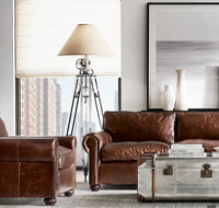 Fauteuil Club Vintage en Cuir Vieilli avec Accoudoirs Roulés Classiques pour Salon de Villa – Fabricant de Meubles Personnalisés