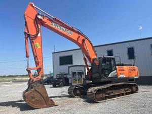 Excavadora Usada Hitachi ZX350, 1800 Horas, Motor y Caja de Cambios Originales de Japón, 180KW de Potencia, 1 Año de Garantía - Product Image 2