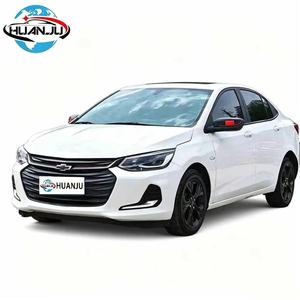 Voiture d'occasion <span class=keywords><strong>Chevrolet</strong></span> Onix 2016-2022, toit ouvrant, sièges en cuir, quatre portes, cinq places, faible consommation de carburant, <span class=keywords><strong>prix</strong></span> négociable - Product Image 1
