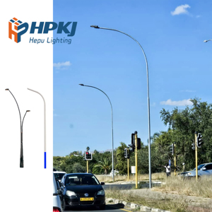 Poteaux d'éclairage extérieur en aluminium en gros - Bras <span class=keywords><strong>de</strong></span> lampadaire solaire <span class=keywords><strong>de</strong></span> jardin, poteau <span class=keywords><strong>de</strong></span> lampadaire, personnalisé <span class=keywords><strong>de</strong></span> haute qualité avec CCC/ISO/CE - Product Image 2