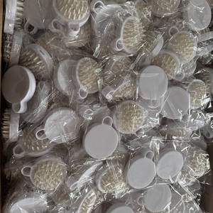 Cepillo para el cuero cabelludo seco y húmedo, cabezal de ducha, depurador de cuero cabelludo con cerdas de silicona, exfoliante, masajeador de cuero cabelludo, cepillo de champú - Product Image 4