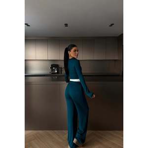 ชุดทีมสีเขียวน้ำมันของผู้หญิงชุดสีเขียวน้ำมันหรูหราและมีสไตล์สำหรับสุภาพสตรี - Product Image 1