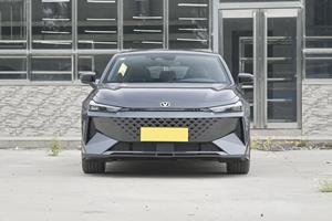 China Goedkope Auto Hot Selling Changan UNI-V 1.5T/2.0T 2024 Gebruikte Auto Idd Benzine Auto Te Koop - Product Image 3