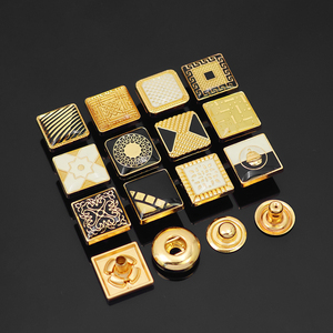 ปุ่มโลโก้แบบกำหนดเอง อุปกรณ์ตกแต่งเสื้อผ้า Zamak กระดุมโลหะแบบกด - Product Image 4