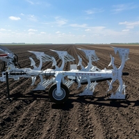 Charrue à socs réversible hydraulique diesel économique Pioneer avec 3 roulements inférieurs pour tracteurs de 60 à 100 CV à usage agricole