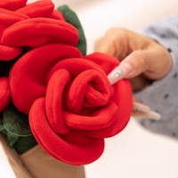 EZBABY Peluche Créative en Forme de Hamburger et Bouquet de Roses, Jouet en Peluche à Tenir en Main, Cadeau de Saint-Valentin, Vente en Gros, Faible MOQ
