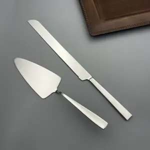 Customized luxury royal professional wedding bridal gifts cake sever kitchen knife forged cake tool set