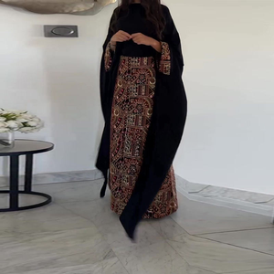 Abaya Islamica di Alta Qualità per Ragazze con Stampa Personalizzata del Nome in Stile Dubai, Ideale per l'Eid al-Fitr - Product Image 6