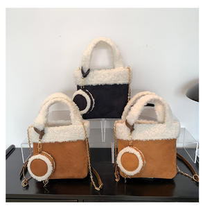 Fourre-tout minimaliste petit carré fantaisie sacs pour filles Simple épaule grande capacité bandoulière sac à main en peluche sac pour femmes - Product Image 6