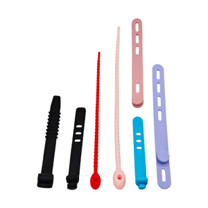 Correa de Silicona Ajustable, Resistente a la Deformación al Estiramiento, Porosa, de Estilo Largo con Múltiples Orificios Ajustables - Product Image 1