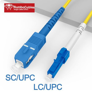 Câbles de brassage optique monomode OS2 LCUPC vers SCUPC Simplex 3m/10ft 9125µm LSZH Jaune OD30mm OEM ODM - Product Image 2