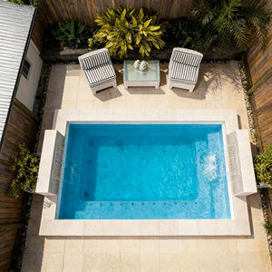 Piscina de Fibra de Vidrio Personalizada, Resistente a los Rayos UV, a la Corrosión, al Viento y a las Grietas, para Uso en Exteriores y Jardines - Product Image 1