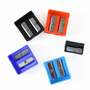 Taille-crayon en plastique à double et simple trou incliné - Product Image 3